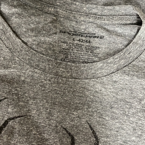 Spider T-Shirt - Picture 2 of 3